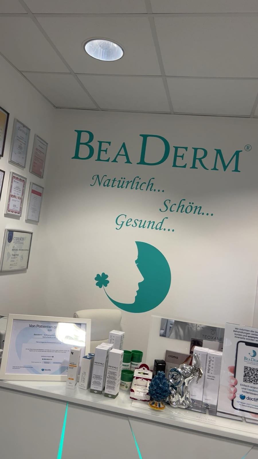 BeaDerm Schriftzug in der Praxis