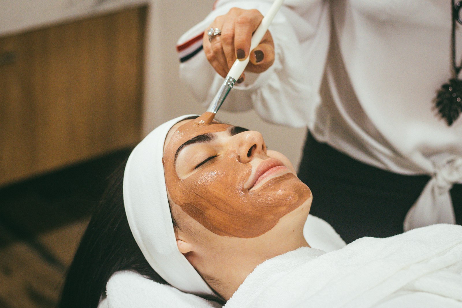 Kosmetische Ausreinigung und Pflege beim Pure Skin Treatment